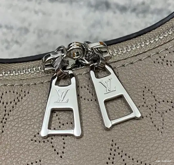 Cheap WHY PM KNOT LOUIS VUITTON 0507